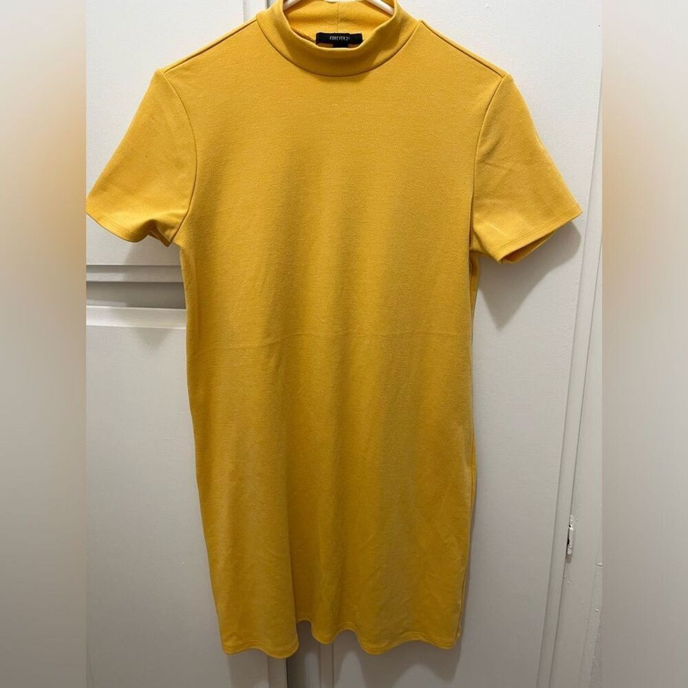 Forever 21 Yellow Mock Neck Mini dress casual sleeves straight fit medium